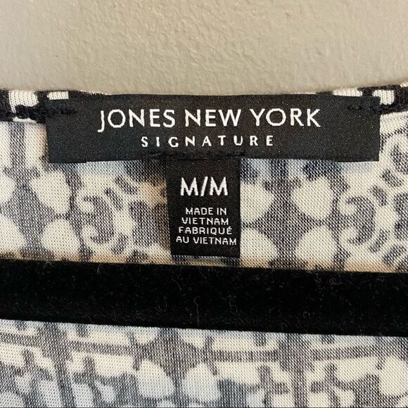Jones New York Signature Printed Viscose Tunic Shirt Womens Size Medium - Picture 2 of 6